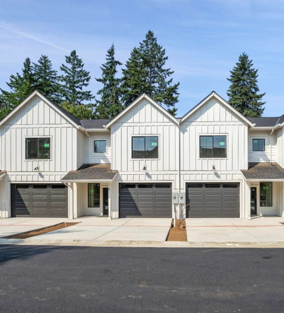 Landover Townhomes Apartments in Vancouver, WA